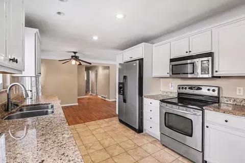 Kitchen - 3088 Curtis, Flint, MI 48507 photo 3 of 3