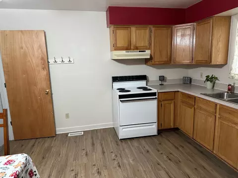 Kitchen - 924 Hammond, Flint, MI 48503 photo 1 of 1