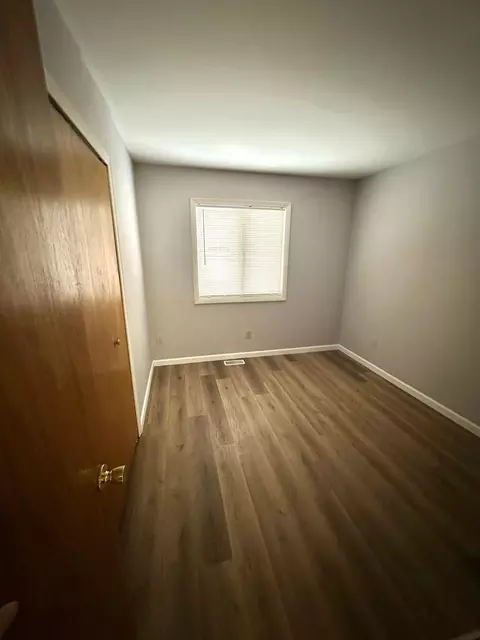 Bedroom - 924 Hammond, Flint, MI 48503 photo 3 of 3