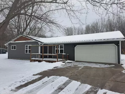 1091 W Marsh, Sanford, MI 48657