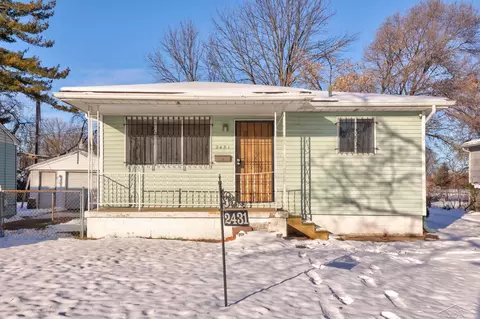 2431 Ledyard, Saginaw, MI 48601