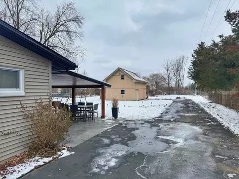 Exterior - 5016 Deland, Flushing, MI 48433 photo 4 of 6