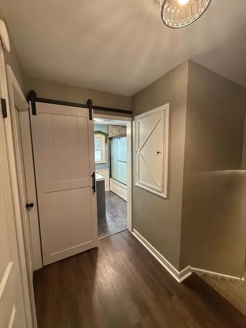 Entry Way - 5016 Deland, Flushing, MI 48433 photo 4 of 6