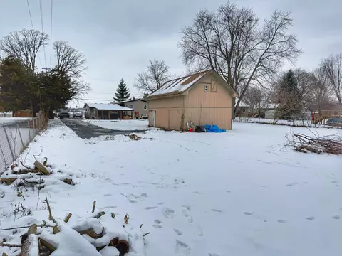 Exterior - 5016 Deland, Flushing, MI 48433 photo 6 of 6