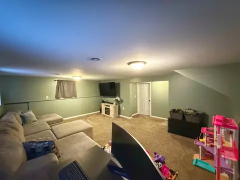 Other - 5016 Deland, Flushing, MI 48433 photo 6 of 17