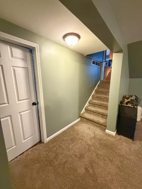 Entry Way - 5016 Deland, Flushing, MI 48433 photo 6 of 6