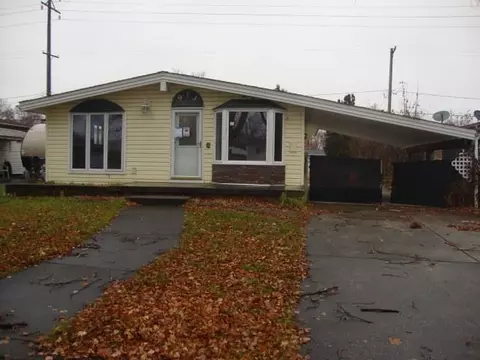 913 Macdonald, Flint, MI 48507