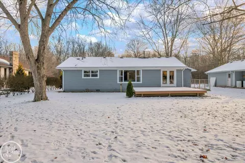 Exterior - 1155 N 6th, Saint Clair, MI 48079 photo 3 of 4