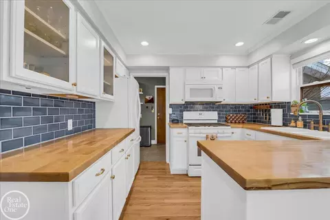 Kitchen - 1155 N 6th, Saint Clair, MI 48079 photo 3 of 5