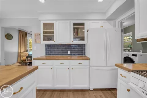 Kitchen - 1155 N 6th, Saint Clair, MI 48079 photo 2 of 5