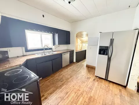 Kitchen - 721 Wright, Owosso, MI 48867 photo 3 of 4