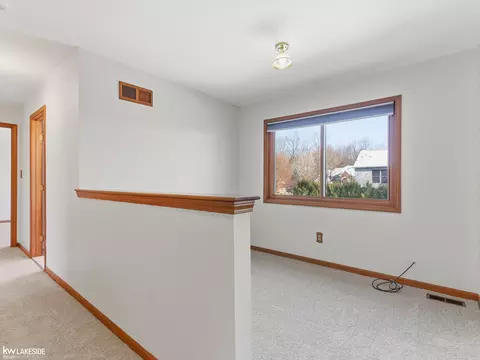 6190 Silverstone, Troy, MI 48085 photo 18