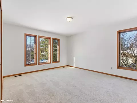 6190 Silverstone, Troy, MI 48085 photo 25