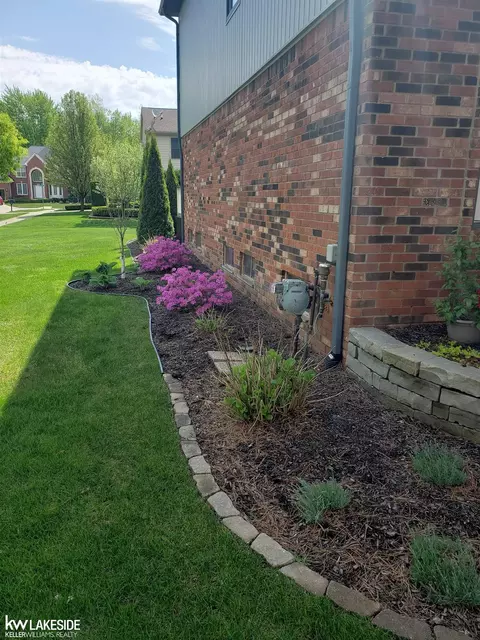 6190 Silverstone, Troy, MI 48085 photo 52
