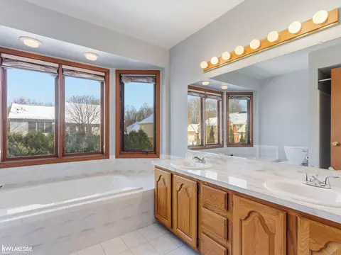 6190 Silverstone, Troy, MI 48085 photo 34