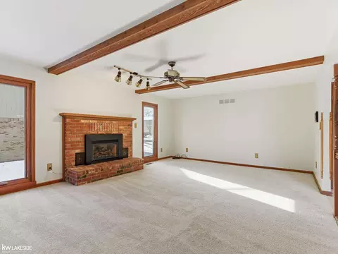 6190 Silverstone, Troy, MI 48085 photo 3