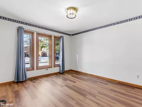 6190 Silverstone, Troy, MI 48085 photo 16