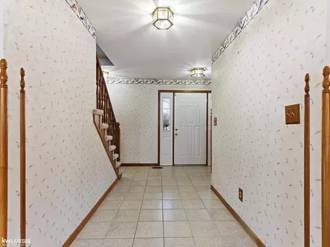 6190 Silverstone, Troy, MI 48085 photo 37