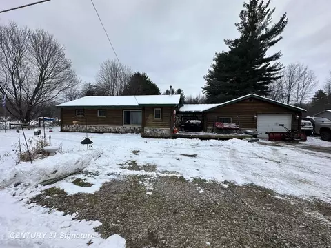 2245 W Burt, Burt, MI 48417