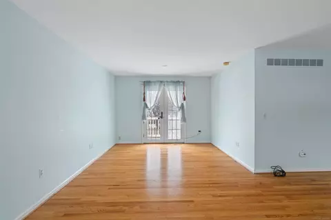 Living - 1003 Bedford, Grosse Pointe Park, MI 48230 photo 9 of 10