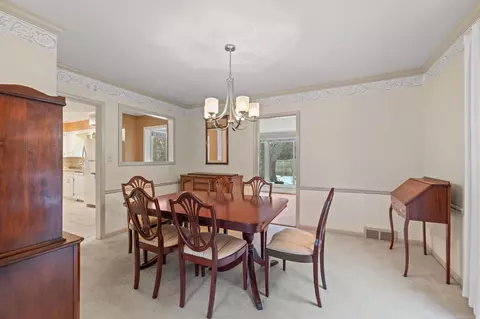 Dining - 1003 Bedford, Grosse Pointe Park, MI 48230 photo 2 of 2