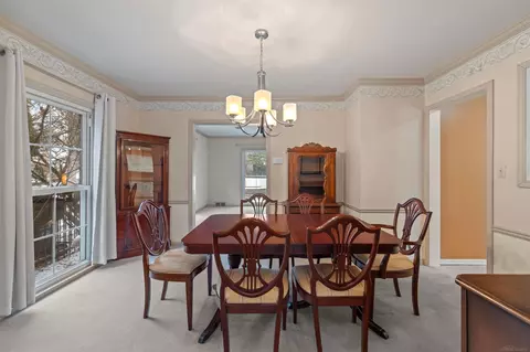 Dining - 1003 Bedford, Grosse Pointe Park, MI 48230 photo 1 of 2