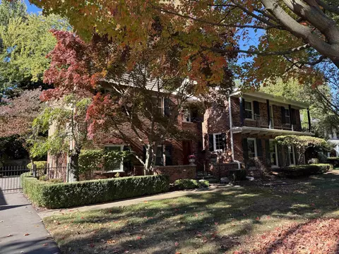 Exterior - 1003 Bedford, Grosse Pointe Park, MI 48230 photo 5 of 16