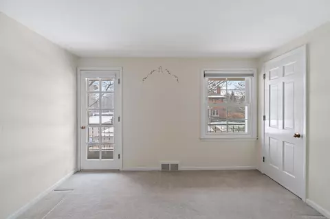 Bedroom - 1003 Bedford, Grosse Pointe Park, MI 48230 photo 5 of 6