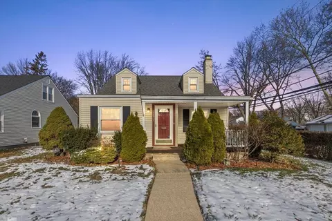 21831 California, Saint Clair Shores, MI 48080