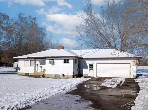 2787 E Miller, Midland, MI 48640