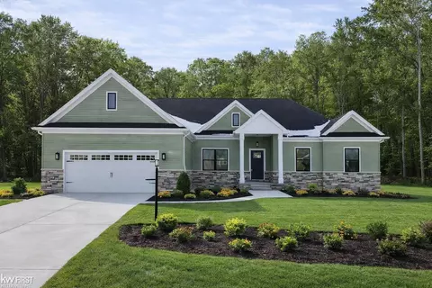 1 Timber #1, Fenton, MI 48430