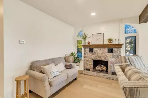 Living - 2769 Lakeshore, Applegate, MI 48401 photo 4 of 8