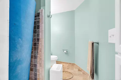 Bath - 2769 Lakeshore, Applegate, MI 48401 photo 4 of 5