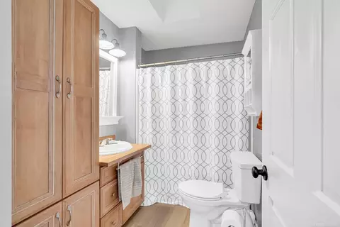 Bath - 2769 Lakeshore, Applegate, MI 48401 photo 1 of 5