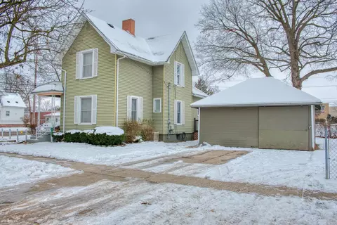 Exterior - 701 N N Pne, Owosso, MI 48867 photo 5 of 5