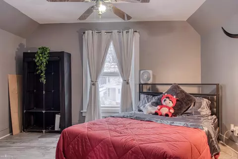 Bedroom - 701 N N Pne, Owosso, MI 48867 photo 6 of 8