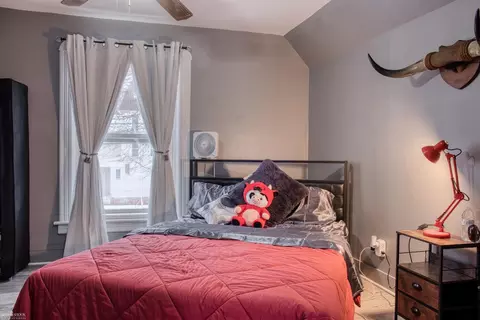 Bedroom - 701 N N Pne, Owosso, MI 48867 photo 7 of 8
