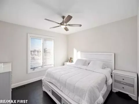 Bedroom - 18765 Riverside Gln, Macomb, MI 48044 photo 3 of 8