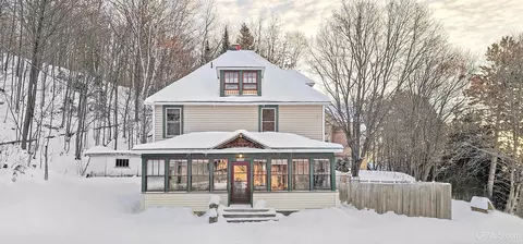 49044 Military, Hancock, MI 49930