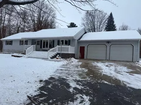 1703 E Coggins, Pinconning, MI 48650