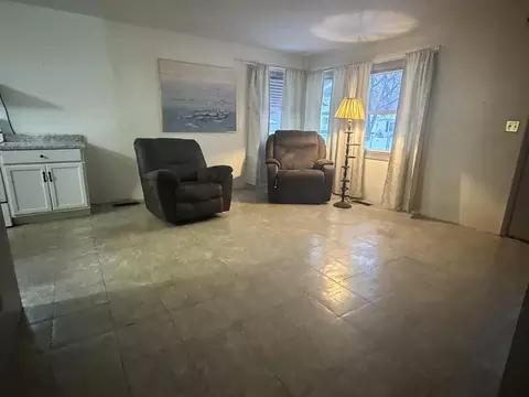 Living - 704 Isham, Owosso, MI 48867 photo 1 of 3