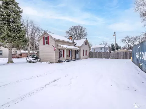 196 E Walnut, Petersburg, MI 49270