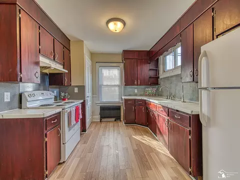 312 Navarre, Monroe, MI 48161 photo 6