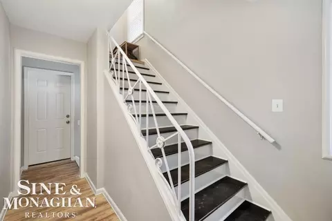 Entry Way - 835 Harcourt, Grosse Pointe Park, MI 48230 photo 1 of 1