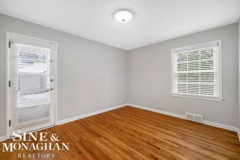 Bedroom - 835 Harcourt, Grosse Pointe Park, MI 48230 photo 1 of 6