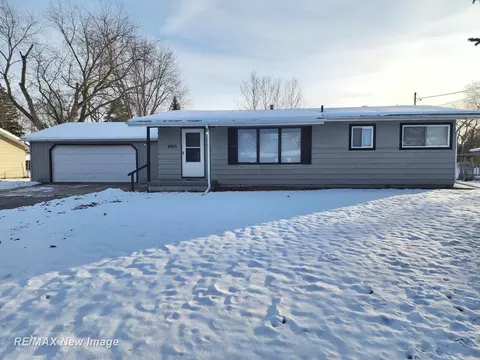 4955 Hepburn, Saginaw, MI 48603