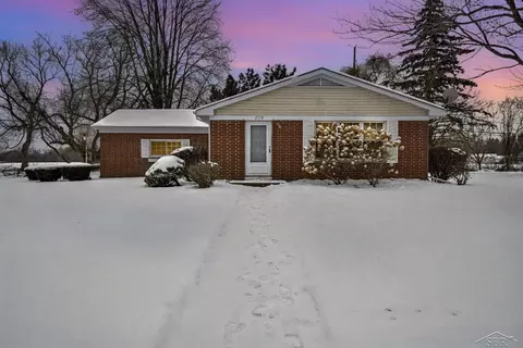 2118 Finch, Saginaw, MI 48601