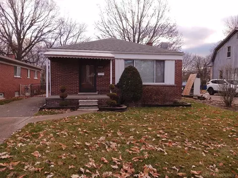 22584 Marine, Eastpointe, MI 48021