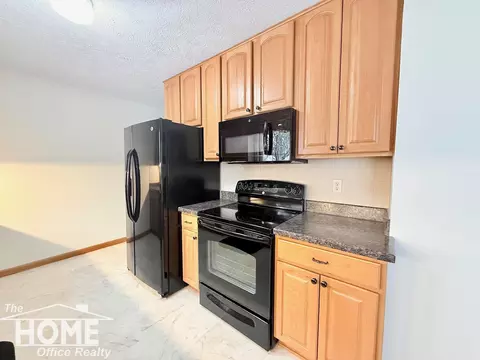 Kitchen - 2401 W Beard, Perry, MI 48872 photo 1 of 3