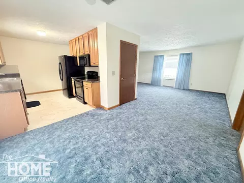 Living - 2401 W Beard, Perry, MI 48872 photo 3 of 3